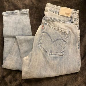 Stretchy High Waisted Levi’s Skinny Jeans